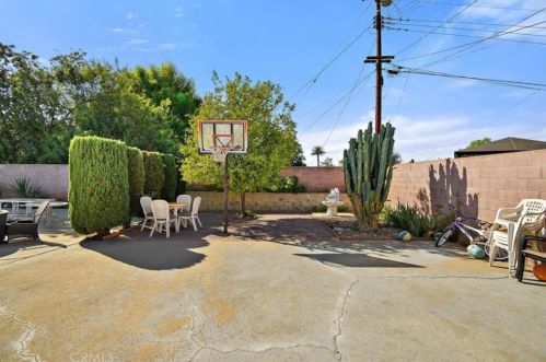 4903 Gln Arden Ave, Covina CA 91724-1917 exterior