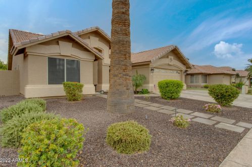 4671 Geronimo St, Chandler, AZ 85226-5308