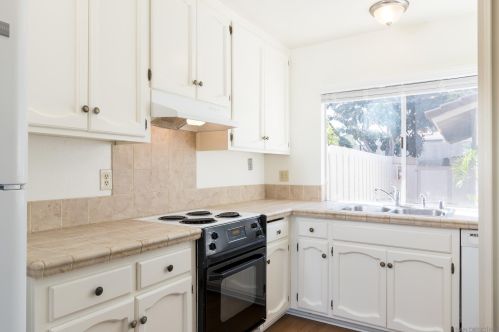 11152 Poblado Rd, San Diego, CA 92127-1306