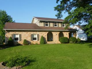 468 Roxbury Ave, Massillon, OH 44646-3387