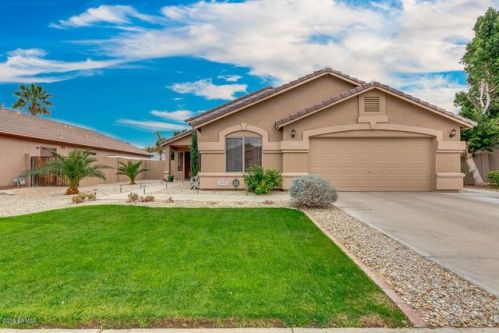 7457 Crystal Rd, Glendale, AZ 85308-9600