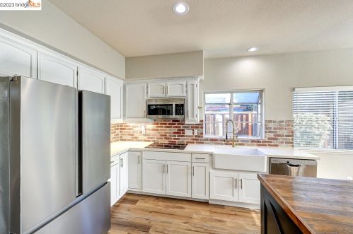 1579 Jasmine Cir, Oakley CA  94561-2652 exterior