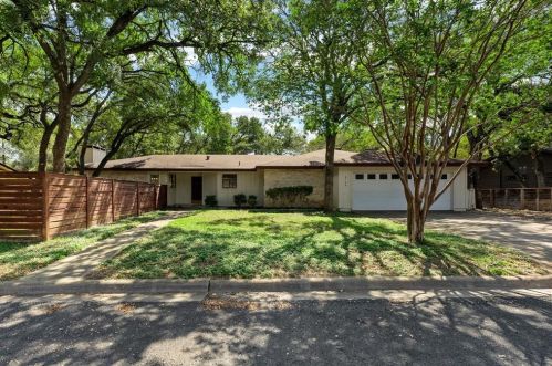8128 Ceberry Dr, Austin TX  78759-8741 exterior