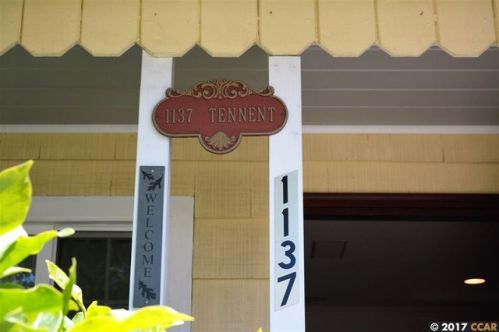 1137 Tennent Ave, Pinole, CA 94564-1727