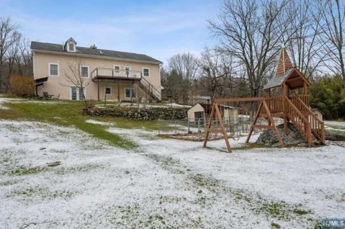 2 Sheba Dr, Wantage NJ  07461-4829 exterior