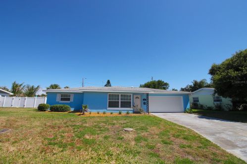 100 Golfview Ln, Ormond Beach, FL 32176-5428