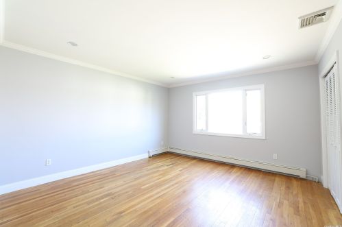 34 Gedney Way, White Plains NY  10605-2519 exterior