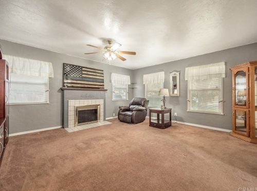 4684 Linwood Pl, Riverside CA 92506-1029 exterior