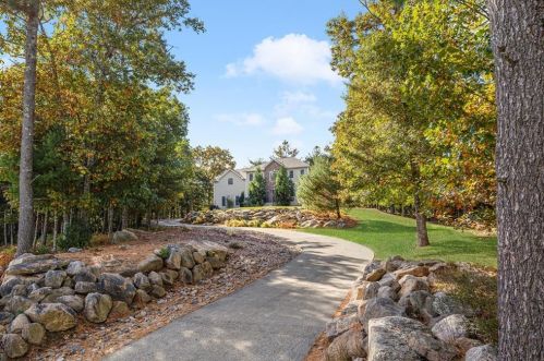 43 Orion View Dr, West Greenwich RI  02817-2407 exterior