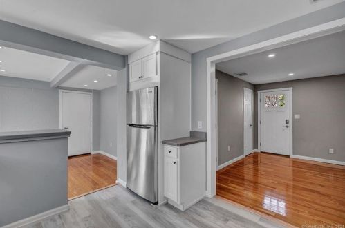 86 Woodland Dr, Northford CT  06472-1210 exterior