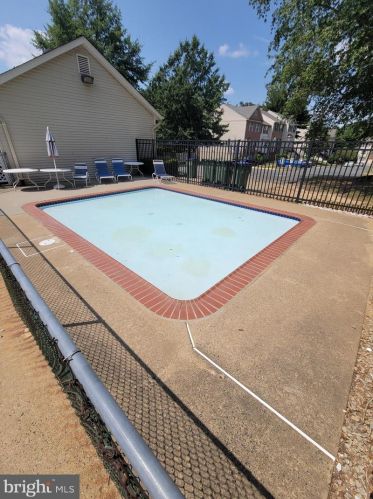 205 Crossing Rd, Fredericksburg VA  22406-7834 exterior