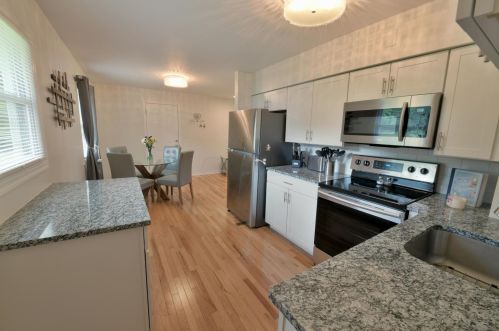 1715 Nob Hill Rd, Zanesville OH  43701-1027 exterior