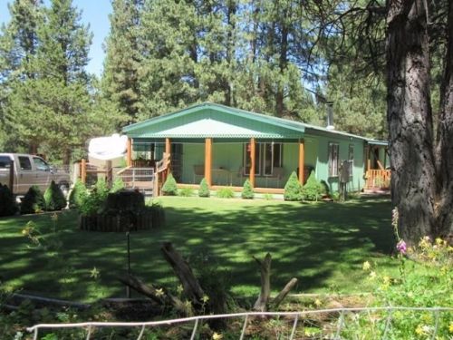 44817 Moon St, Chiloquin, OR 97624-5881