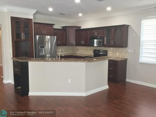 16408 39th St, Hollywood FL  33027-4639 exterior