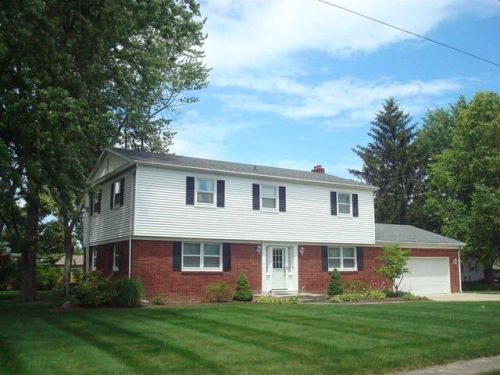 955 Quarry Rd, Marion, IN 46952-2625