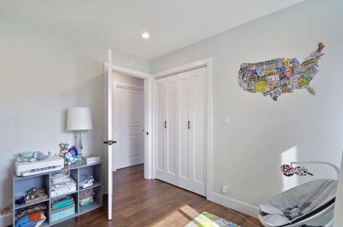 10655 Valley View Dr, Rancho Cordova CA  95670-2468 exterior