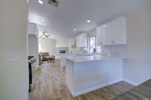 53140 Avenida Martinez, La Quinta CA  92253-5420 exterior