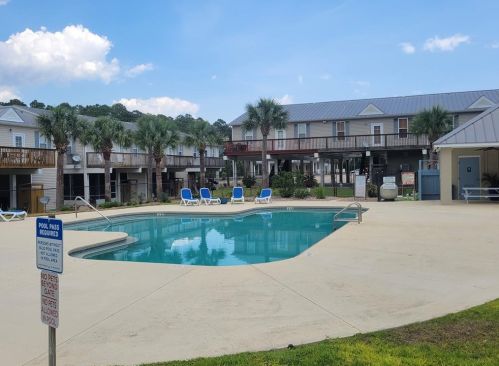 512 Meridian Ave, Carrabelle FL  32322-2232 exterior