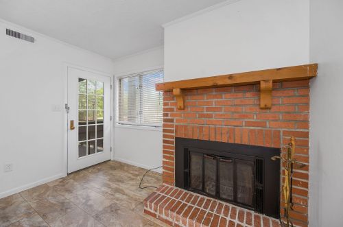 105 Highland Trce, Newport KY  41076-1152 exterior