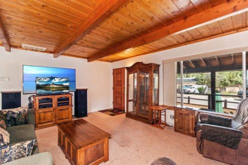 241 Whipple Dr, Big Bear City CA  92314-9752 exterior