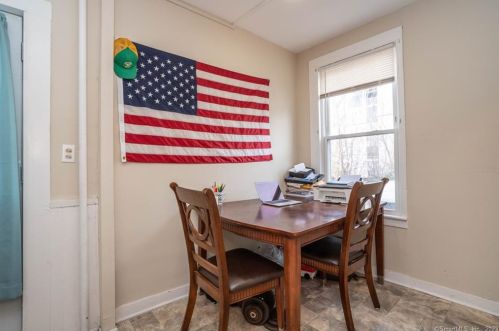 111 Eldridge St, Manchester CT  06040-5551 exterior