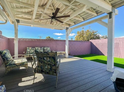 10275 Frontier Trl, Beaumont CA  92223-5475 exterior