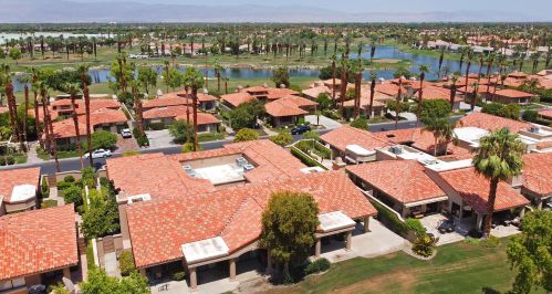 54591 Riviera, La Quinta CA  92253-5713 exterior