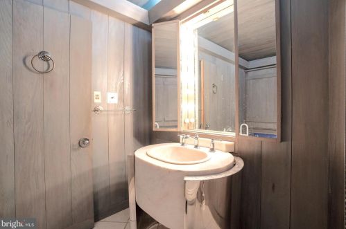 285-6 Chelsea Cir, Newtown Square PA  19073-2104 exterior