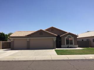 15705 160th Ave, Sun City, AZ 85374-7835