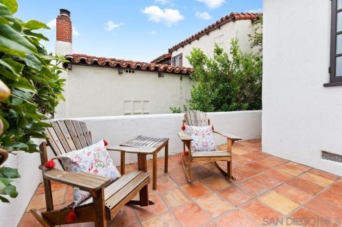 3221 Dumas St, San Diego CA  92106-1311 exterior