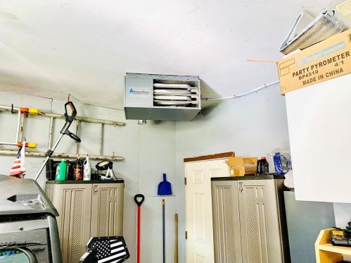 3373 Heaven Dr, Green Bay WI  54311-8906 exterior