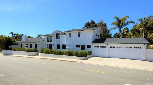 1657 Gates Ave, Manhattan Beach CA  90266-7028 exterior