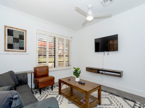 3540 34th Ave, Hollywood FL  33021-2509 exterior