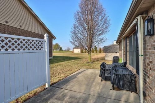 3704 Red Fox Run, Franklin OH  45005-9734 exterior