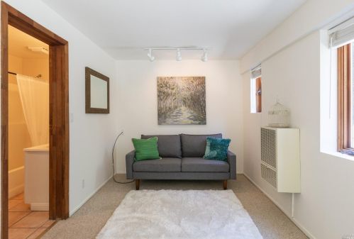 7331 Bodega Ave, Sebastopol CA  95472-3654 exterior