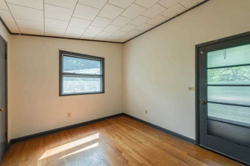 40 Tree Top Ln, Poughkeepsie NY  12603-4820 exterior