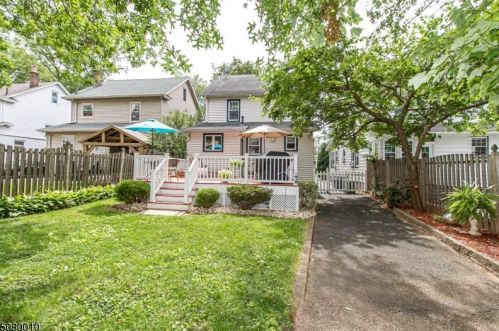 413 Woodland Ave, Roselle Park, NJ 07204-2146