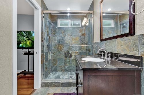 2855 Victoria Dr, Alpine CA  91901-3669 exterior