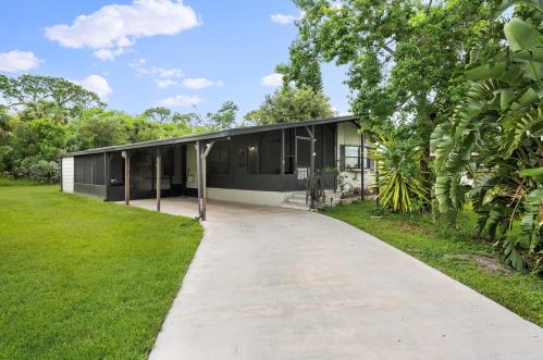 4 Puerto Sol, Fort Pierce, FL 34951-2811