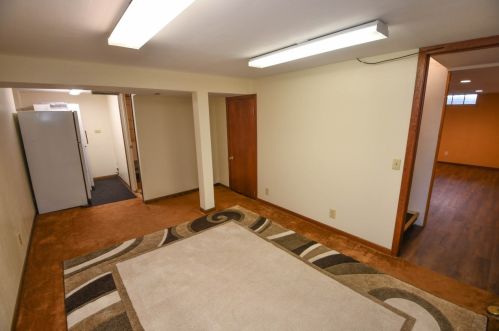 1911 Norwich Ave, Milwaukee WI 53235-4733 exterior