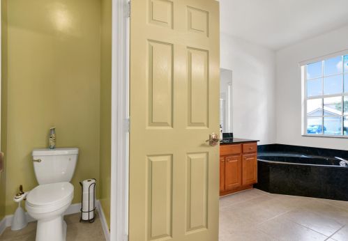 7219 Serrano Ter, Delray Beach FL  33446-2200 exterior