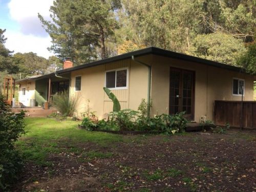 121 Pine Tree Ave, Aromas, CA 95004-9635