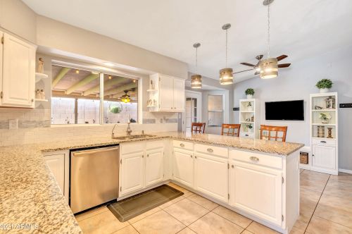 4626 Everett Dr, Phoenix AZ  85032-4893 exterior