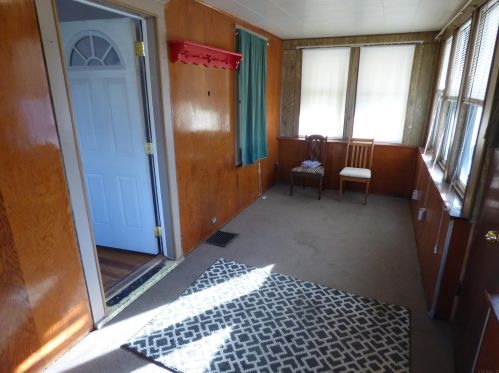 206 Meridian St, Mishawaka, IN 46544-1673