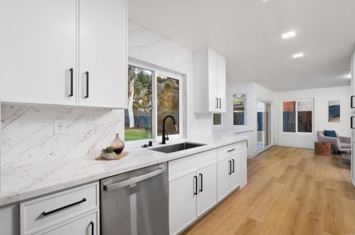 3818 Catamarca Dr, San Diego CA  92124-3404 exterior