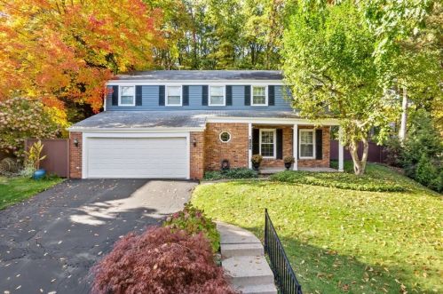 126 Drood Ln, Pittsburgh, PA 15237-2340