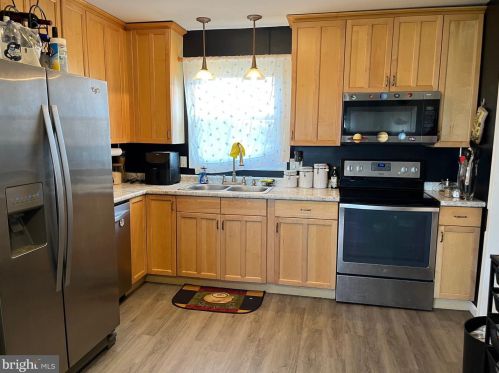 258 Locust Point Rd, Navy Sup Dpt PA  17050-2649 exterior