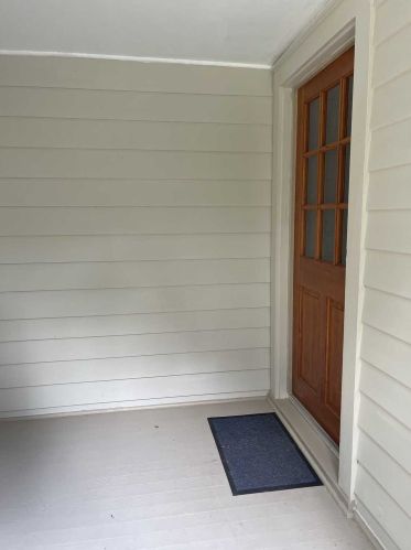 18 Cedar Ln, Poughkeepsie NY  12601-1147 exterior