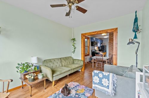 1806 Freeport Rd, New Kensington PA  15068-4004 exterior