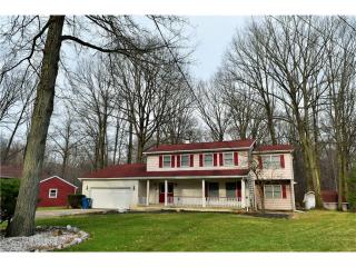 1260 Timbercrest St, Youngstown, OH 44505-1266